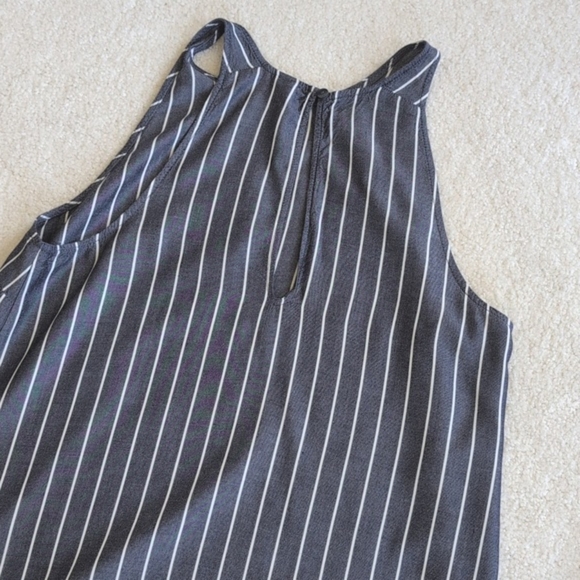 Set of 4 Sleeveless Tops, Fits Size Small - Picture 3 of 13